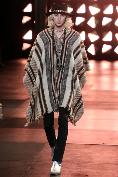 Look 6